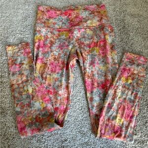 Lululemon align leggings in floral print size 6